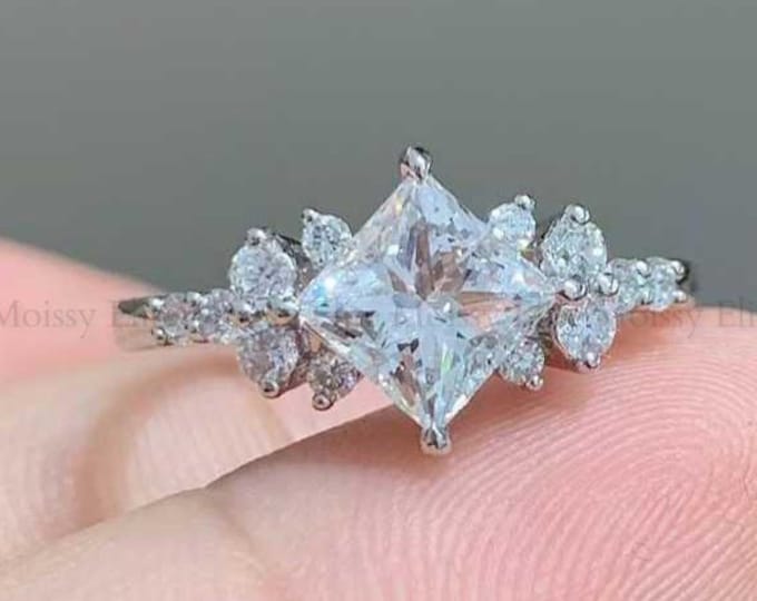 3CT Princess Cut Moissanite Engagement Ring Round Cluster Diamond Ring 14K Solid Gold Ring Promise Wedding Ring Anniversary Gift for Her