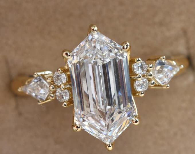 2.5CT Hexagon Cut Moissanite Engagement Ring, 14K Solid Rose Gold Three Stone Ring, Kite Cut Side Stones, Unique Wedding Ring for Women