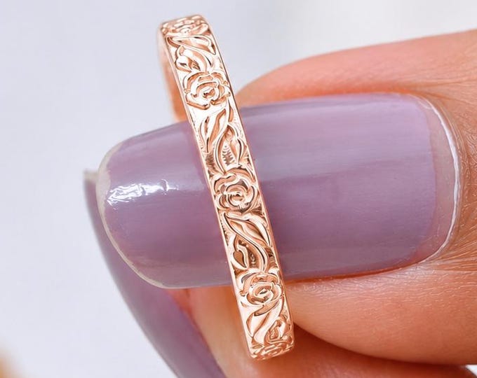 Hand Engraved Floral Flower Gold Band 14K Solid Gold Vintage Rose Pattern Ring Minimalist Stacking Ring Gift for Her