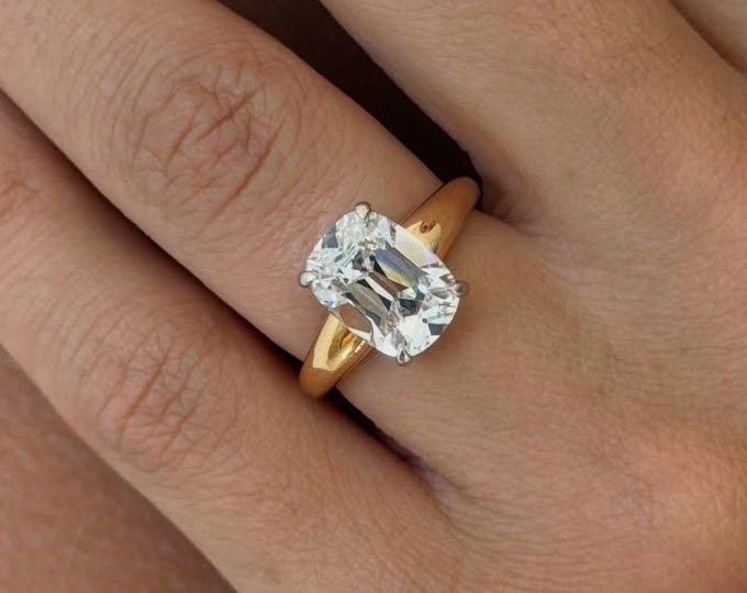Classic Old Mine Cushion Cut IGI Certified Diamond Ring E Color VS1 Solitaire Engagement Ring 14K Solid Gold Wedding Ring Bridal Ring Set