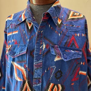 Vintage Herren authentische Western Youngbloods Azteken Muster Baumwolle Langarm Hemd Größe XL 1980er Jahre