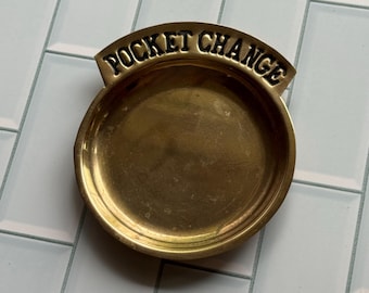 Bandeja de latón vintage para monedas de los años 80.