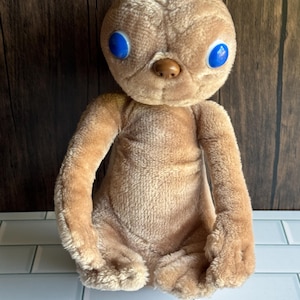1982 Plush Et - Etsy