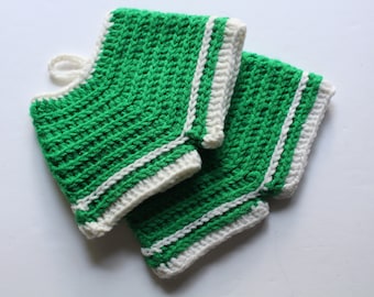Vintage Pair of Crocheted Green And White Shorts Potholders 1980s