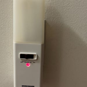 Lámpara de noche recargable con enchufe Brinkmann Home Guard vintage, 1987