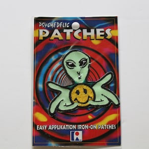 Parche psicodélico de cara sonriente vintage de extraterrestre para planchar, década de 1990