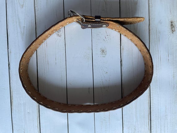 Vintage Rick Tooled Leaf And Acorn Pattern Leathe… - image 8