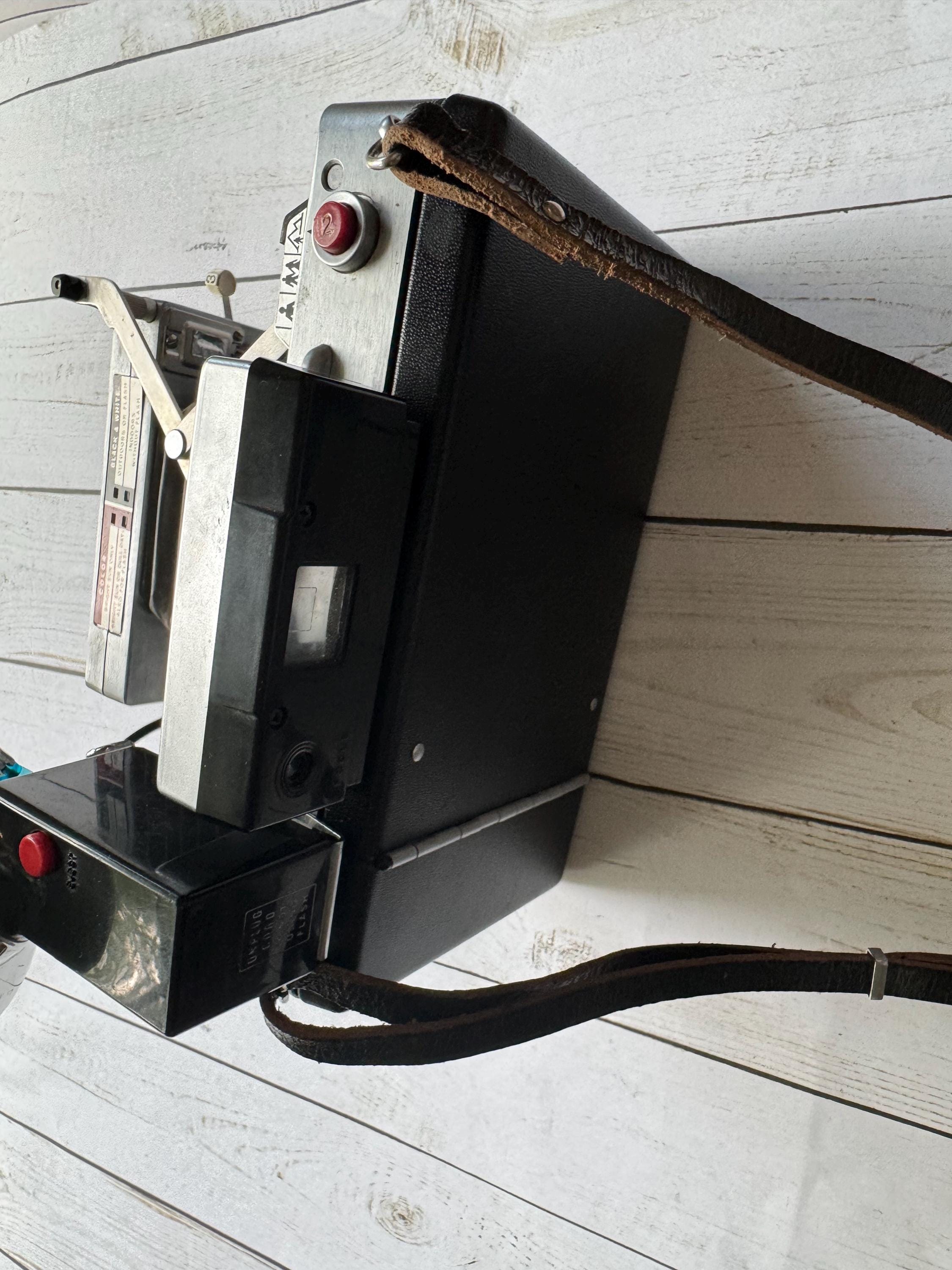 Appareil photo Polaroid 100 Land automatique vintage avec