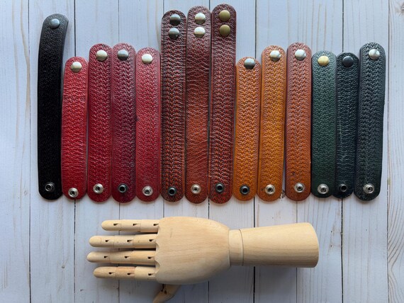 Vintage Handmade Triangle Aztec Pattern Stamped L… - image 2