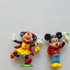 Vintage Shy Mickey Mouse And Super Minnie Mouse Miniature PVC Toys 1980s