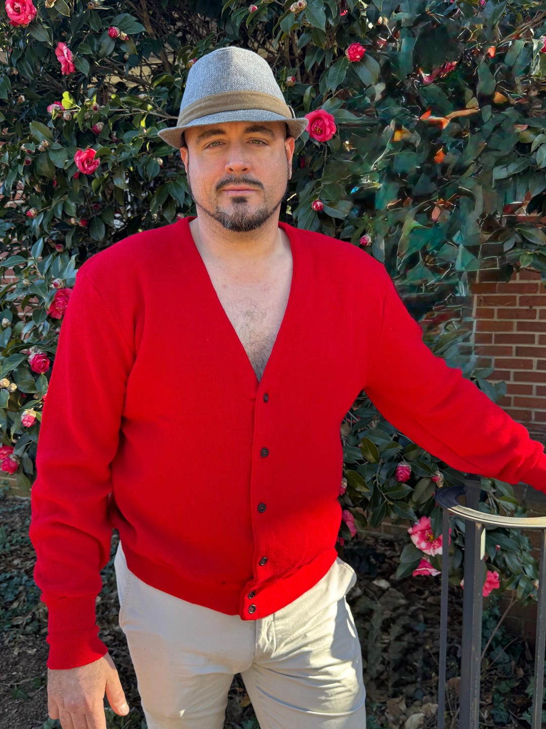 90'S Jantzen acrylic knit cardigan, made in the USA, men's size L, vintage unclear red type Vintage Second Hand