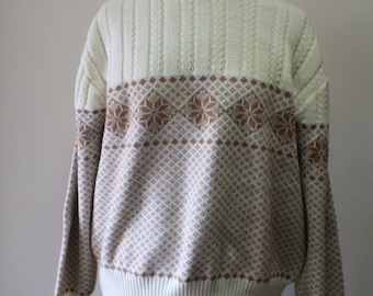 Vintage Andrew St. John Snowflake Patterned Acrylic Sweater Size Large 1970s