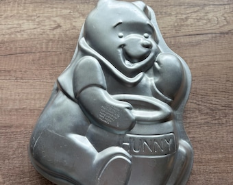 Molde para pasteles vintage de Winnie the Pooh de Wilton, año 1996.