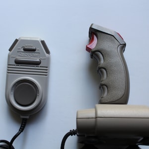 Vintage Original Nintendo Game System Quick Shot Joystick And Joypad Controller 1985