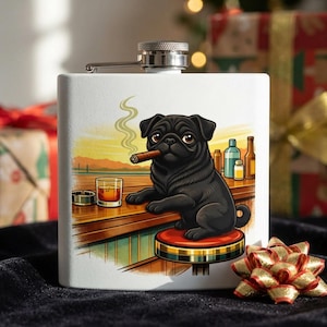 Puede incluir: Un juego de tres tazas de cerámica con un acabado mate moteado. Cada taza presenta un color diferente: azul claro, crema y gris. Las tazas tienen un diseño simple y moderno con una forma redondeada y un asa cómoda.