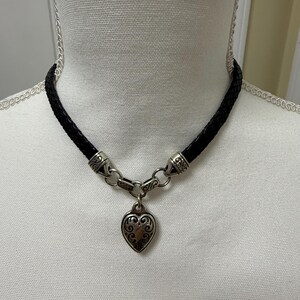 Brighton Gloss Chain Black Silver Tone Floral Size Medium 33\