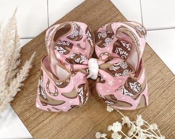 Pink Cowboy Boots and Horseshoe Twisted Boutique Bow