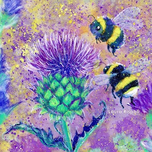 Druck oder Grußkarte des Gemäldes von Laura Rispoli Happy Bees & Disteln Hummeln lila gelb Scottish Floral Kunst Drucke Karten