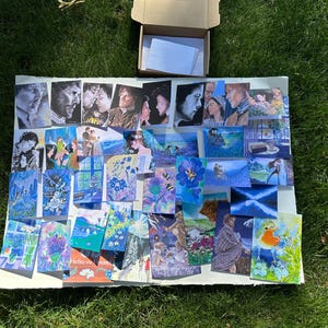 35 gefaltete Karten mit Umschlägen mit 35 verschiedenen Gemälden von Laura Rispoli Schottische Disteln, Bienen, Outlander inspirierte Original Kunst Grußkarten