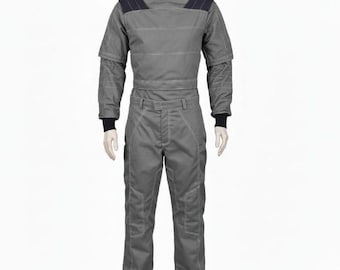 Disfraz de Boba Fett de The Mandalorian para cosplay: traje de vuelo gris y chaleco.