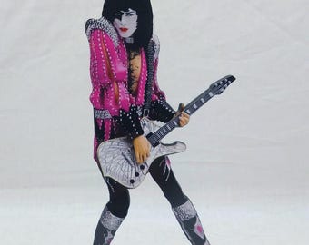 Figura recortable de pie de PAUL STANLEY de 8" con decoración de besos