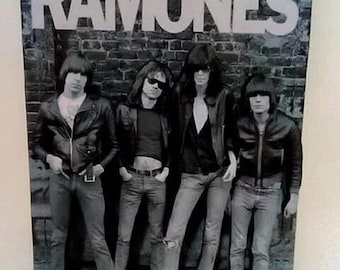 Figura de DIORAMA RAMONES de 8" x 12" con recorte de pie, decoración, punk rock