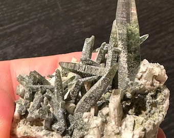 Natural Pure Quality Quartz With Chlorite Ganesh Himalaya Nepal - H100