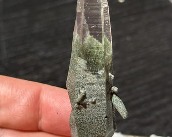 Natural Pure Quality Quartz From Ganesh Himal, Nepal - H108