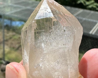 Natural Pure Quality Quartz 2.28" Himalayan Nepal H142