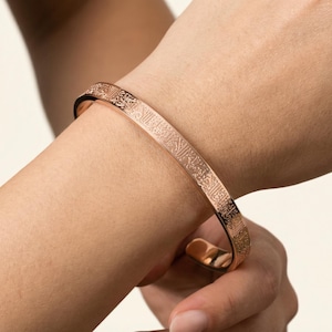 Ayatul Kursi Cuff Bracelet, Arabic Calligraphy Bangle, Islamic Jewelry, Quran Verse Bracelet, Muslim Gift for Her, Protection Cuff Bangle