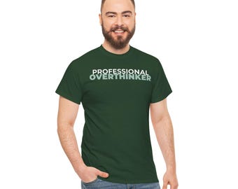 Camiseta "Pensador Excesivo Profesional", Camiseta Divertida para Introvertidos, Camiseta Minimalista de Estética Oscura, Regalo Humorístico, Pensador Azul Marino/Carbón/Negro/Verde Bosque