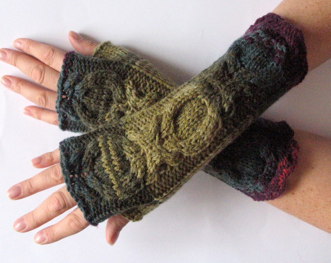 Fingerless glove, Mitten