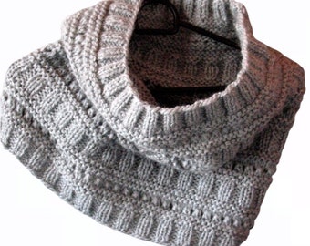 Infinity Scarf Cowl Wrap Light Gray Hand knit, Wool, Alpaca