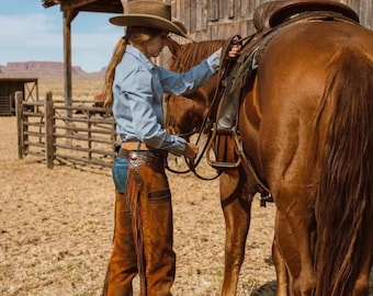 Western Cowgirl Suede Leather Chaps – Handmade Rodeo Riding Pants, Fringe Equestrian Gear