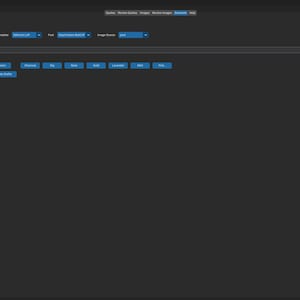 Op de afbeelding: Een donkergrijs computerscherm toont een software-interface. De interface bevat tekstvelden, knoppen en een menubalk. De blauwe knoppen zijn gelabeld met verschillende functies. Het ontwerp is strak en modern.