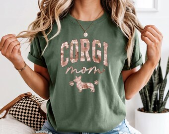 Floral Corgi Mom Shirt, Comfort Colors Corgi Mama Tee, Floral Dog Lover Gift, Personalized Corgi Gift, Puppy Mom Apparel, Aesthetic Dog Top