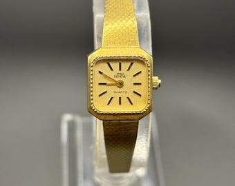 Vintage Royale Geneve Quartz Watch