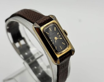 Vintage Timex mechanisch damescocktailhorloge uit de jaren 60