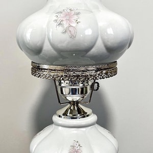 Vintage 1970s Grey Milk Glass Gone With The Wind Hurricane Lamp – Vitrex | Vintage pale grey opal glass lamp