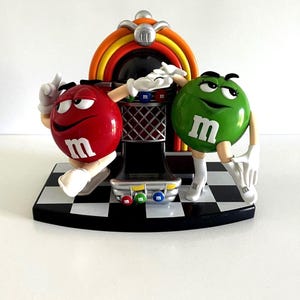 M&m Collectibles Vintage - Etsy Canada