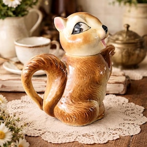 Vintage Squirrel Teapot by Stafford Japan 1970 / Ceramic Squirrel Teapot 1970