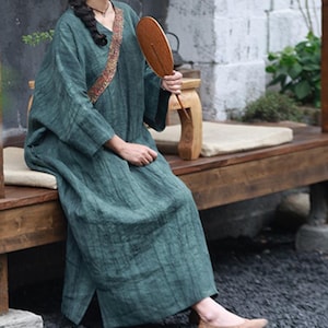 Oversized Linen Dress: Long Vintage Style Robe - Lake Green