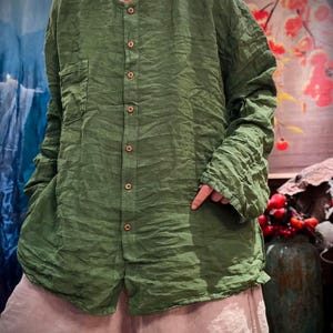 Oversized Linen Shirt: Women&#39;s Minimalist Autumn Top