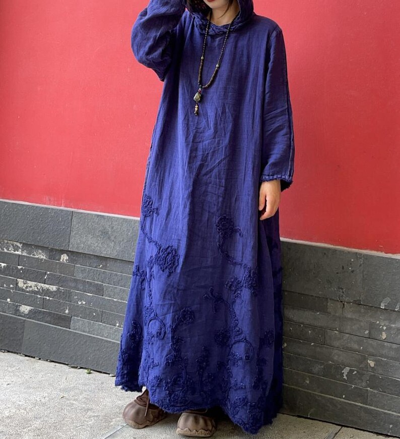 Women Linen Maxi Dress/ Spring Hooded Dresses/ vintage Dress with Pockets image 2