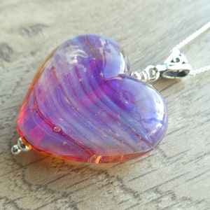 Pink glass heart bead necklace image 2