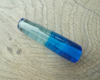Light pull transparent turquoise coloured glass approx 64mm long