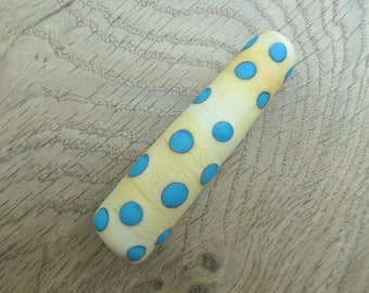 Light pull ivory coloured opaque glass with turquoise dots matt effect approx 71mm long