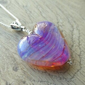 Pink glass heart bead necklace image 3