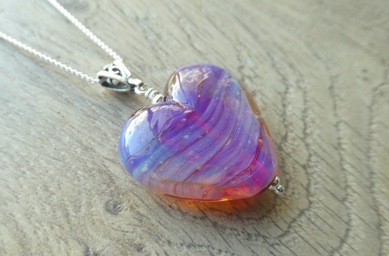 Pink glass heart bead necklace image 3