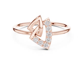 Modern Geometric Diamond Ring